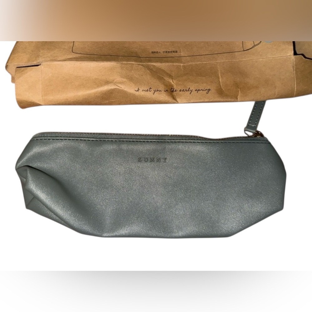 🆕 Sunny docking pen storage bag